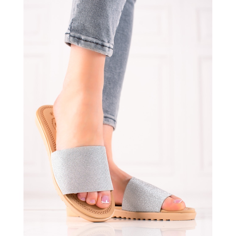 TRENDI Ciabatte glitterate argento 1