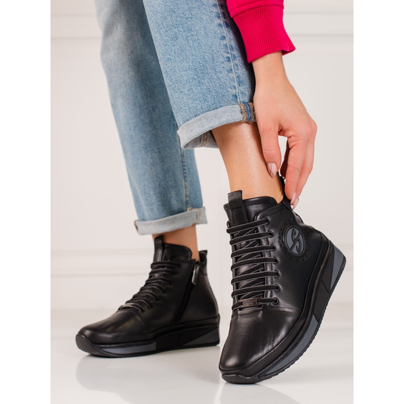 Sneakers da donna sulla piattaforma Shelovet realizzate in pelle naturale nero 1