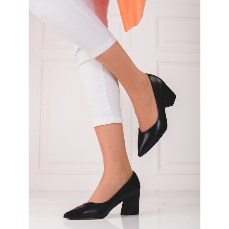Décolleté nere da donna sul post di Shelovet nero 1