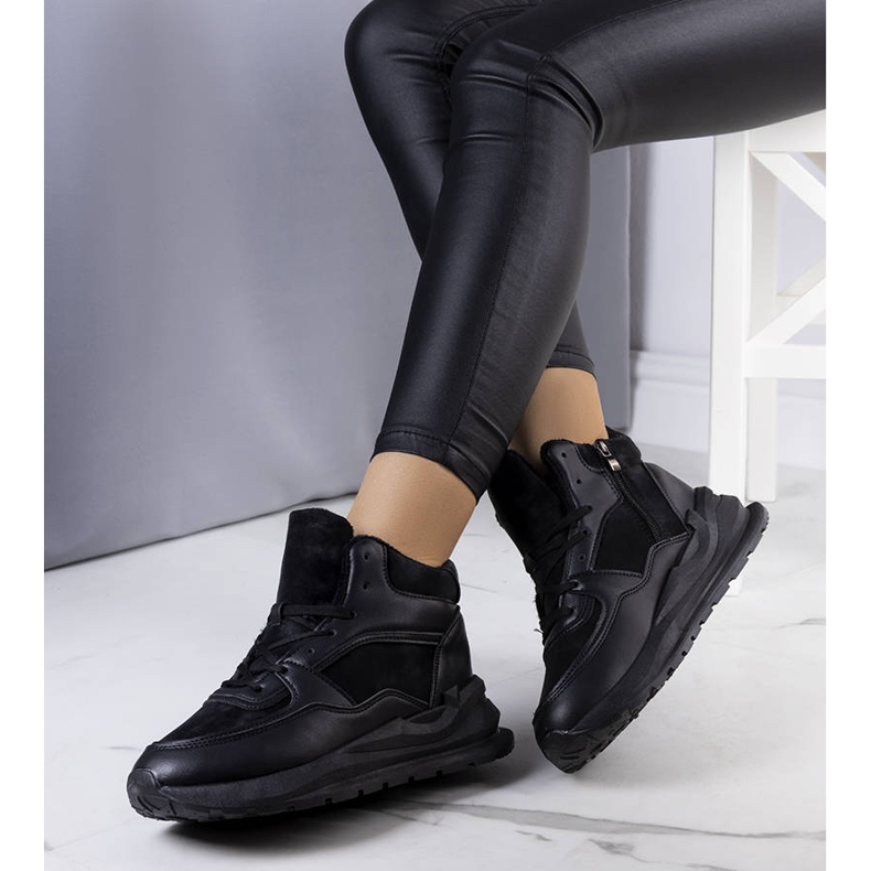 BM Sneakers nere isolate di Malvern nero 2