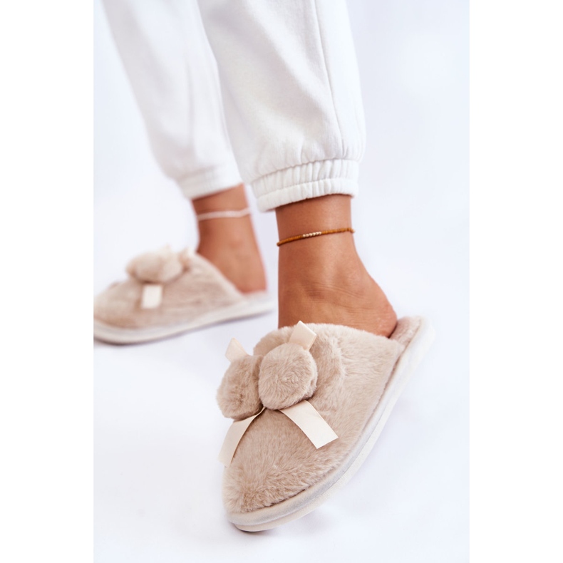 BM Ciabatte Da Donna In Pelliccia Con Pompon Beige Castello 2