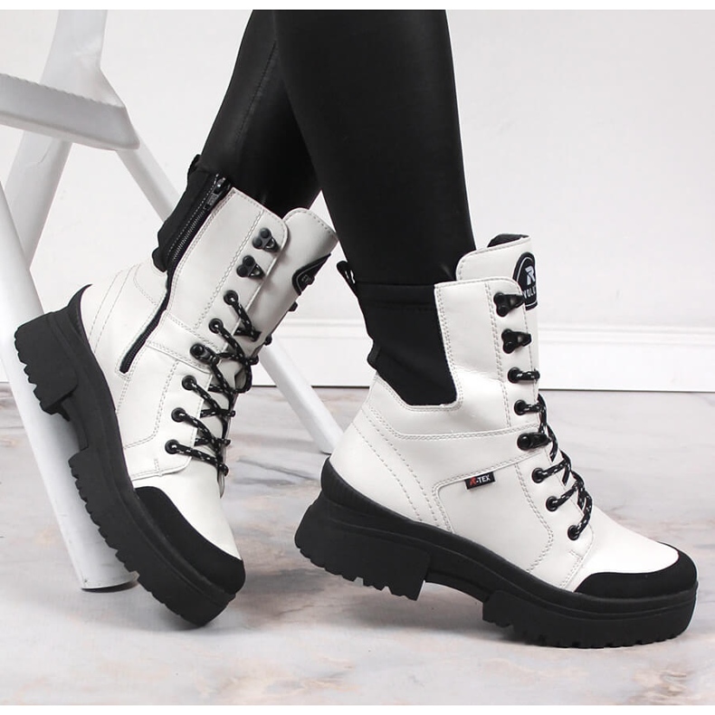 Stivali da donna in pelle bianca impermeabile Rieker Revolution W0374-80 bianco nero 1