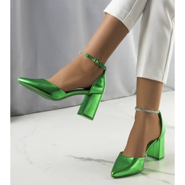 Décolleté verdi con zirconi Leighton verde 1