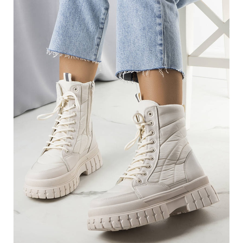 Doposci Arinna beige isolanti 2