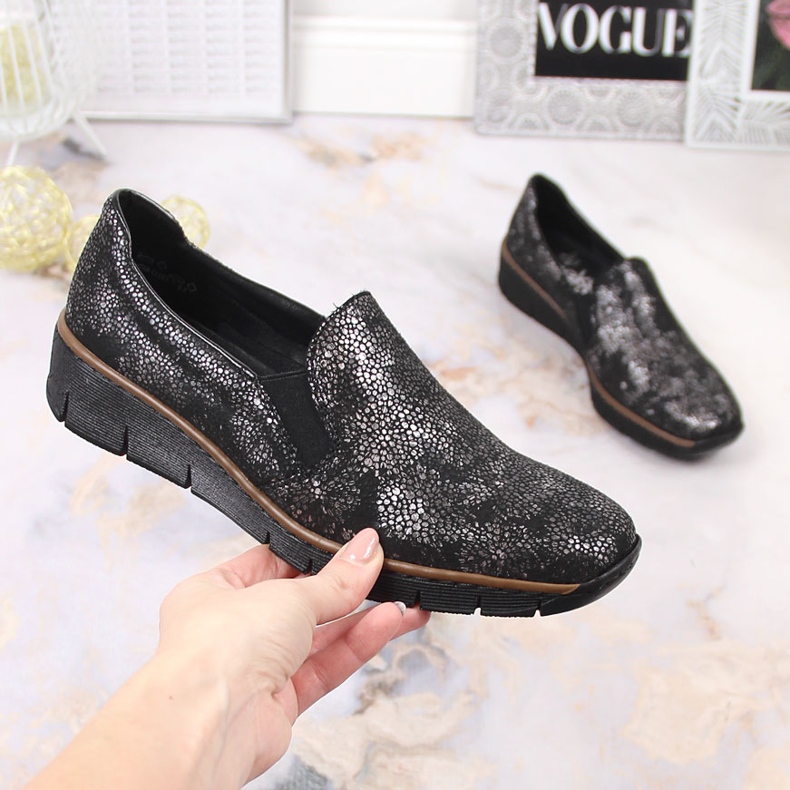 Comode scarpe slip-on con elastici Rieker W RKR166B nero 2