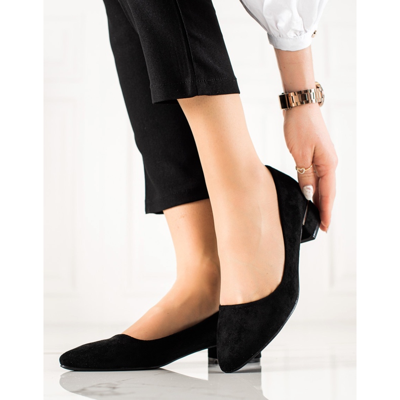 SHELOVET Décolleté classiche con tacco basso nero 1
