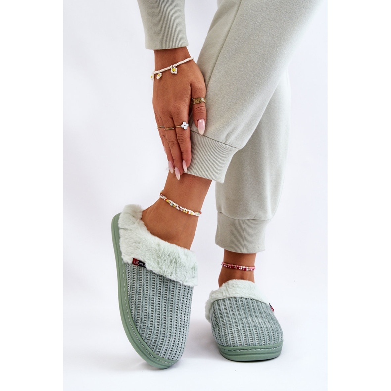 PA1 Pantofole Slip-On Isolate Da Donna Con Pelliccia Verde Leriss 1