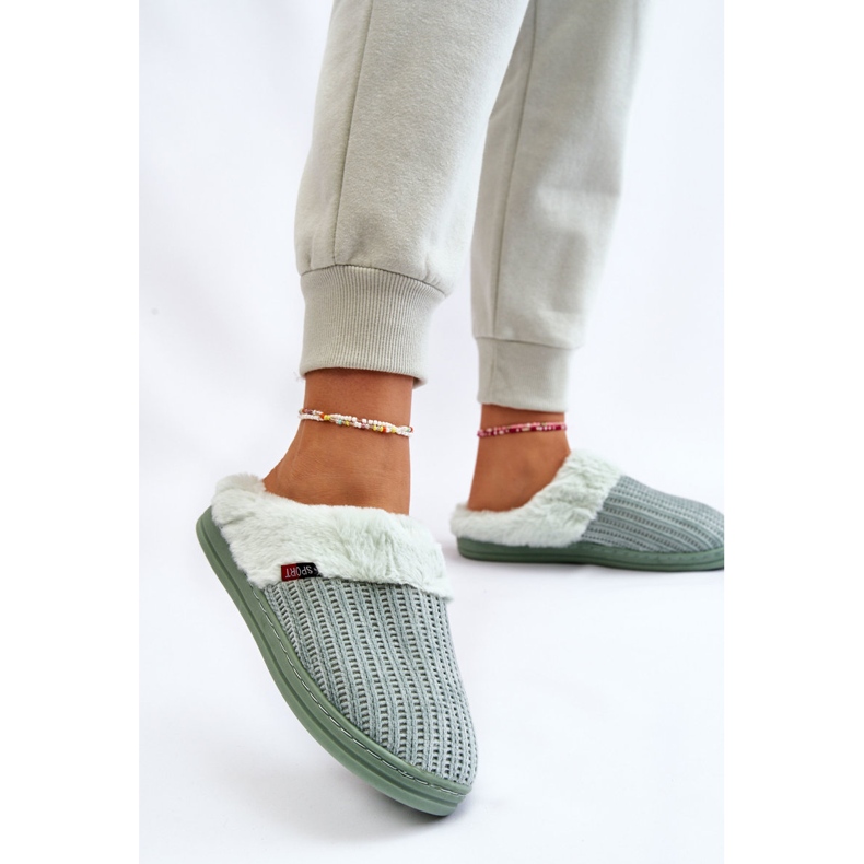 PA1 Pantofole Slip-On Isolate Da Donna Con Pelliccia Verde Leriss 2