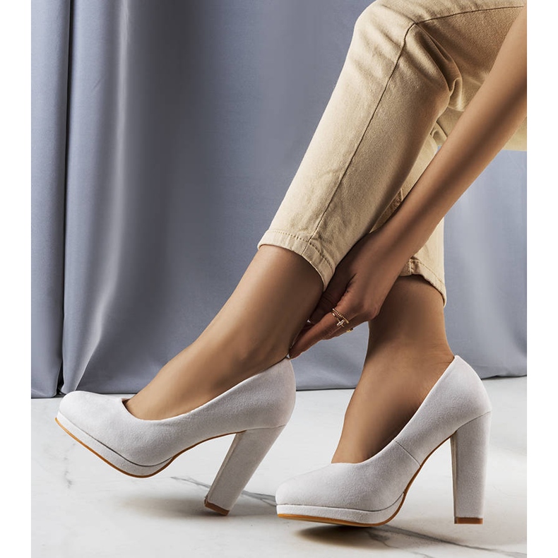 BM Décolleté con tacco grigio di Fardi 1