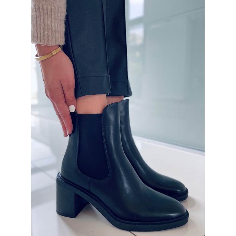 BM Stivali classici Clea Black con tacco alto nero 1