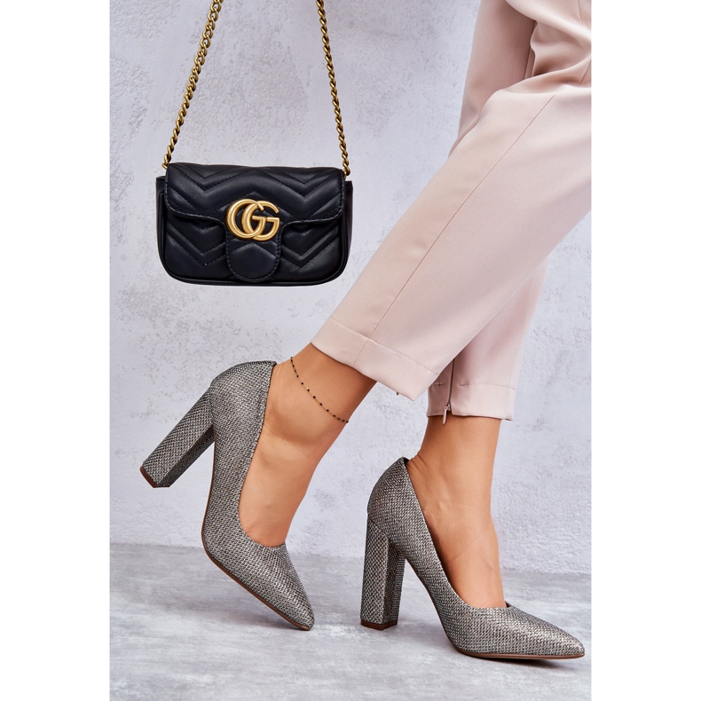 PA1 Pompe lucide su un tacco Elmira argento-oro marrone d'argento 2