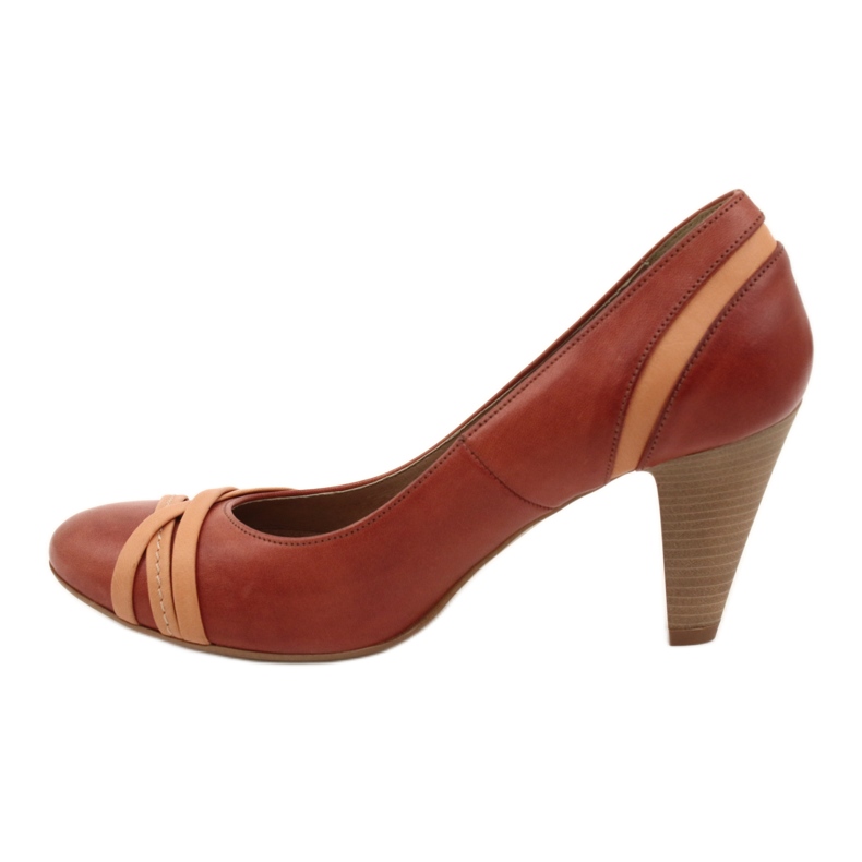 Pompe in pelle da donna 1392 marrone decorata con edeo strisce 1