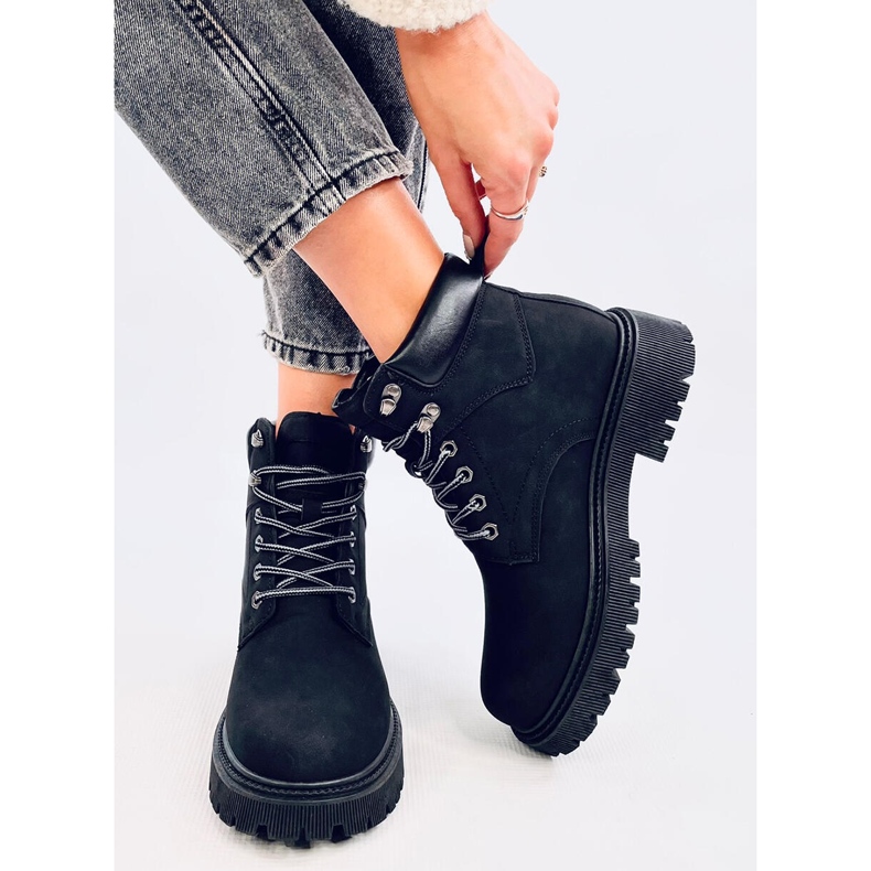 Stivali da trapper isolati Basco Black nero 1