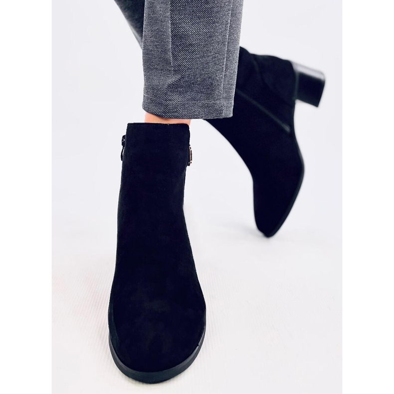 Stivali con tacco alto di Cyndi Black Suede nero 1