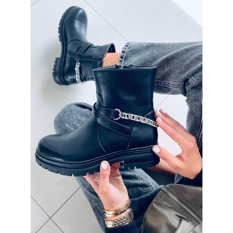 BM Stivaletti Cindy Black con catena nero 1