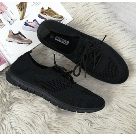 News Scarpe sportive slip-on in rete nera NOVITÀ nero 2