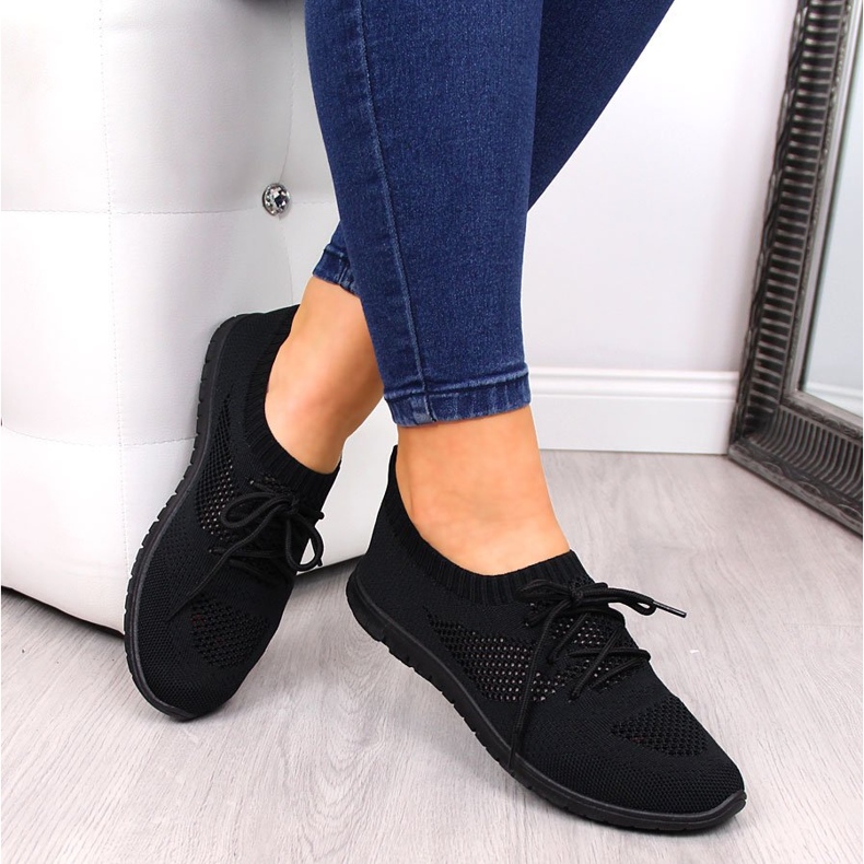 News Scarpe sportive slip-on in rete nera NOVITÀ nero 1