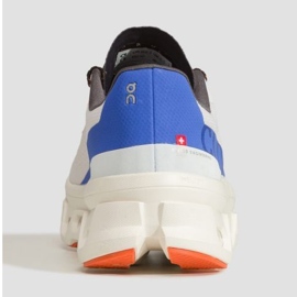On Running Sulle scarpe da corsa Cloudmonster M 6198653 bianco 2