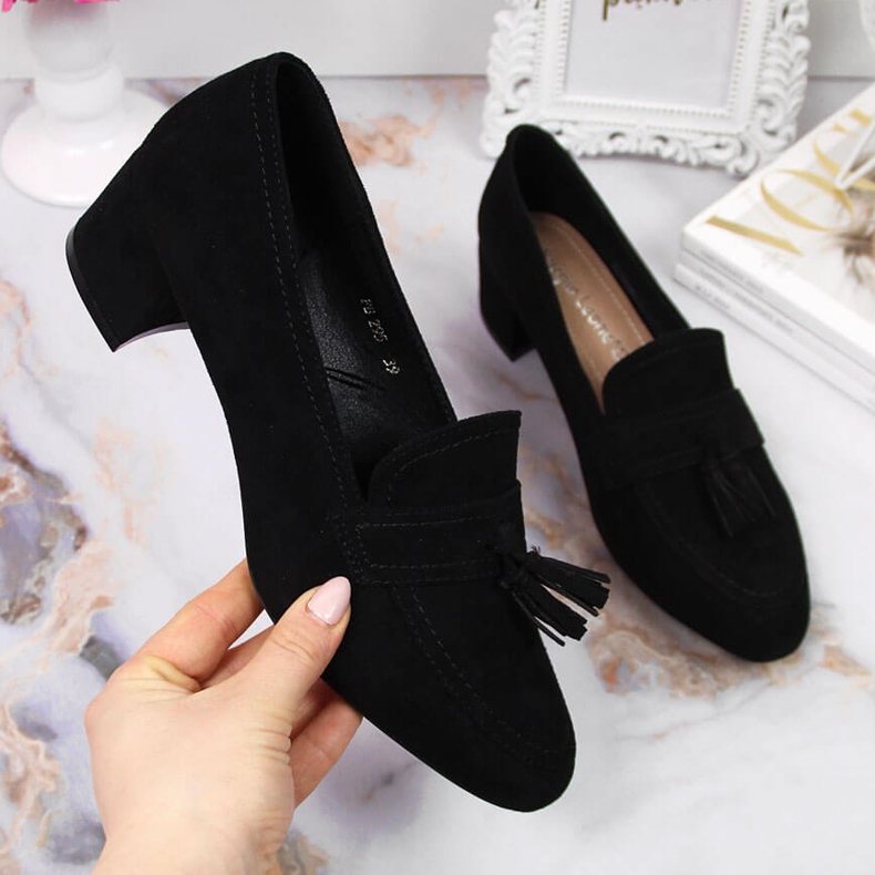 Scarpe stringate da donna in camoscio nero di Sergio Leone 1