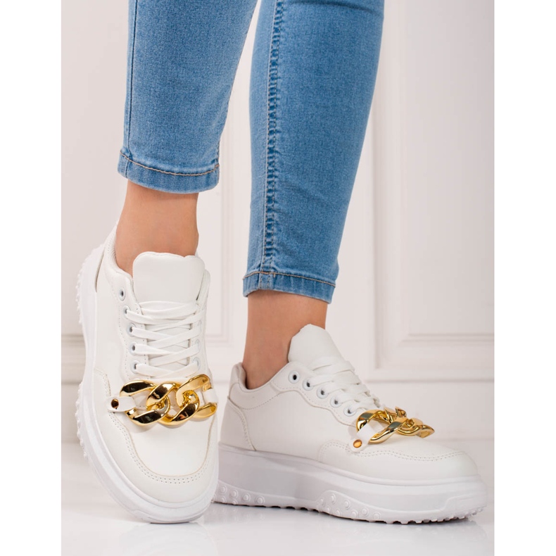 Sneakers bianche da donna con catena bianca 1