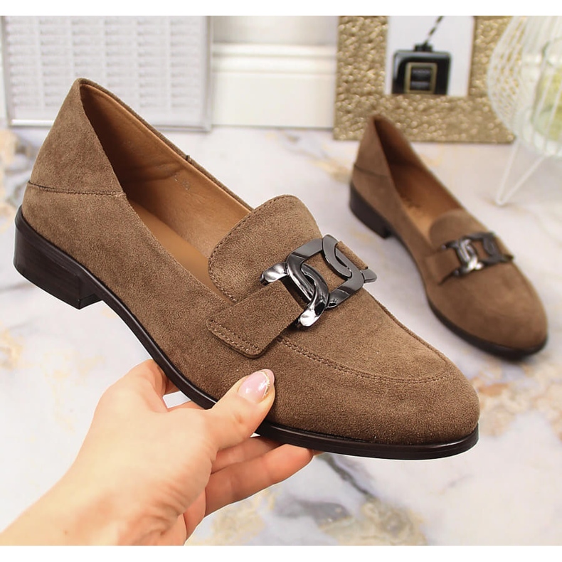 Scarpe basse da donna in camoscio marrone Vinceza 10828 1