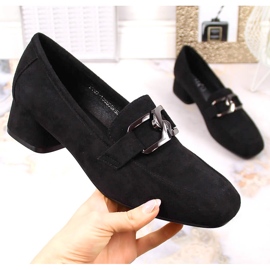 Scarpe basse in camoscio nero Vinceza 10869 1