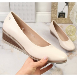 Décolleté con zeppa beige da donna Vinceza 10896 1