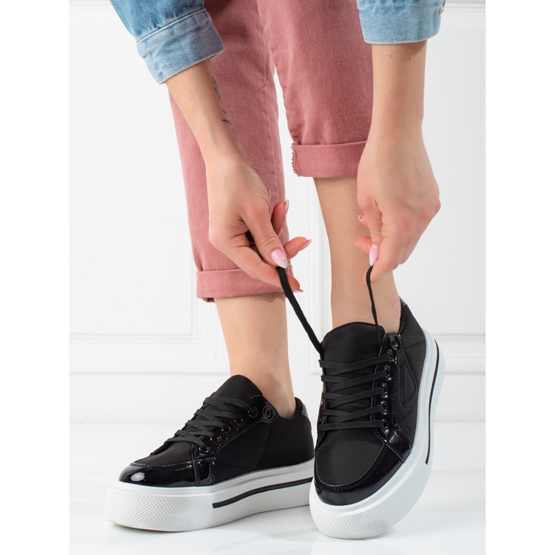 Scarpe sportive da donna nere con plateau Shelovet nero 1
