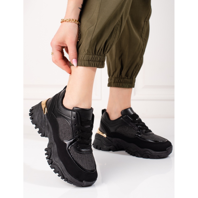 Sneakers nere da donna sulla piattaforma Shelovet nero 1
