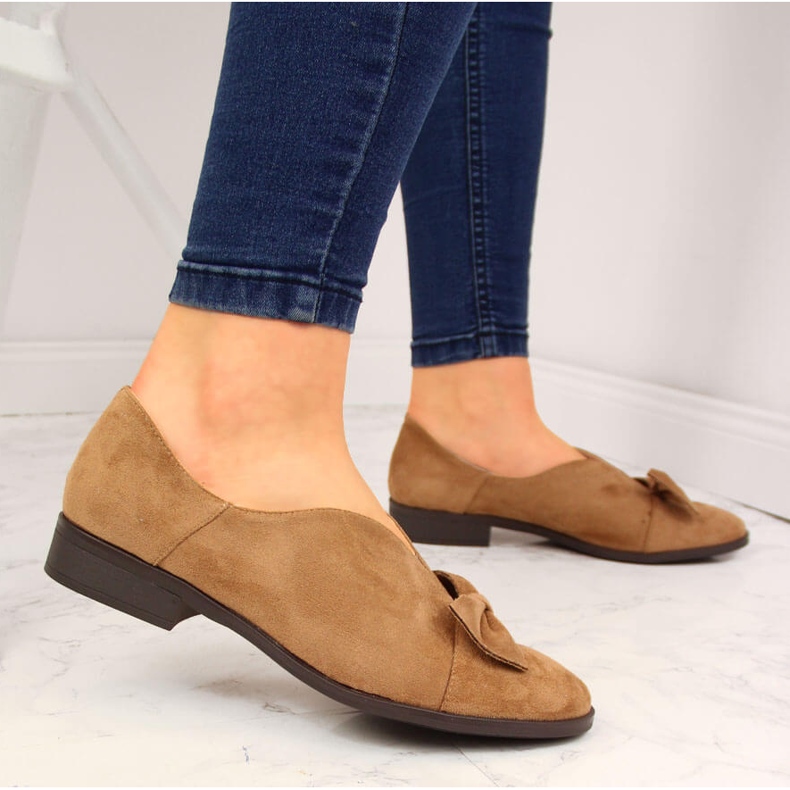 Scarpe da donna con fiocco beige Jezzi 2