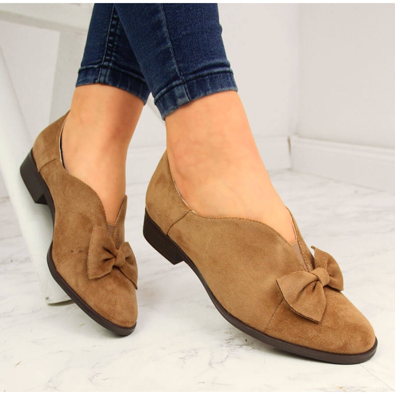Scarpe da donna con fiocco beige Jezzi 1