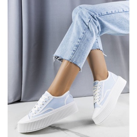 Sneakers con plateau blu di Delores 1
