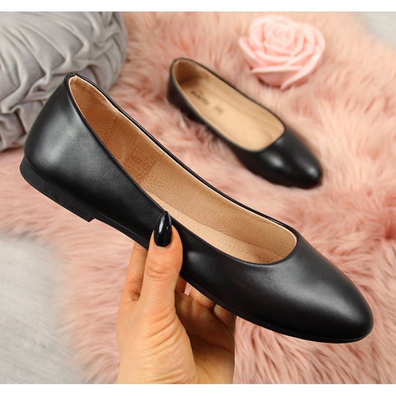 Ballerine classiche da donna nere eVento 9BL02-1029 nero 2