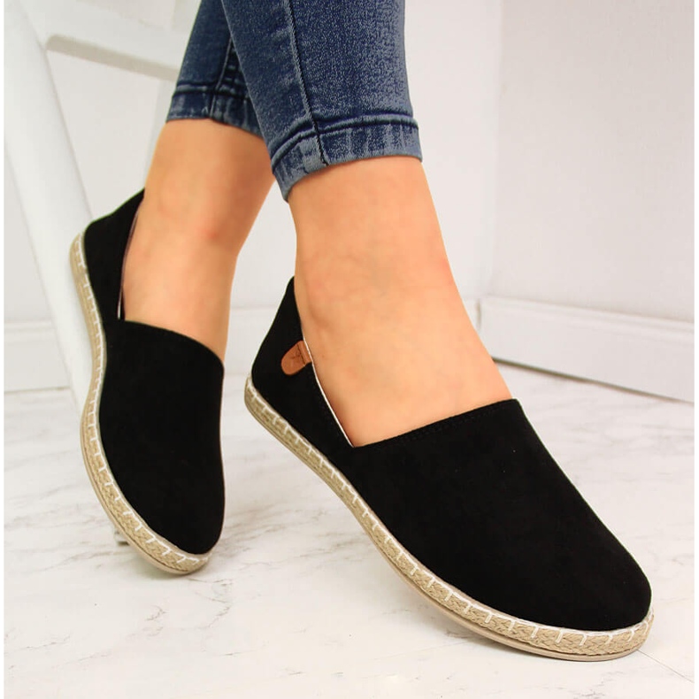 Espadrillas slip-on da donna con intagli nere NEWS 20TX02-2416 nero 1