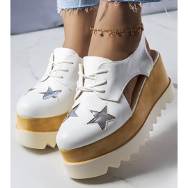 Scarpe con zeppa bianche di Joan bianco 1