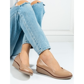 Décolleté con zeppa beige Vinceza da donna 2