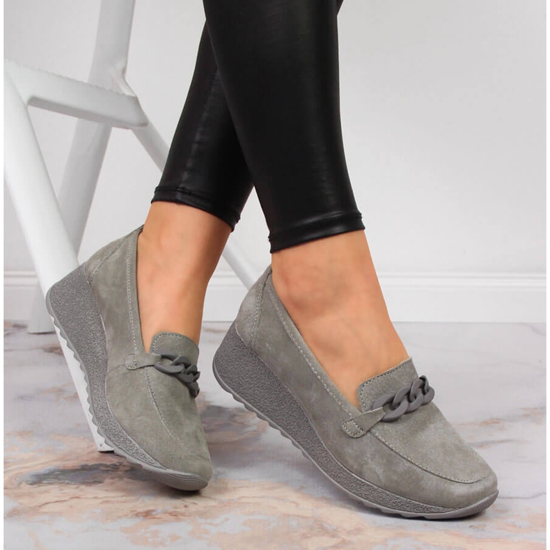 Mocassini con zeppa Filippo DP3632 in pelle grigia con catena grigio 1