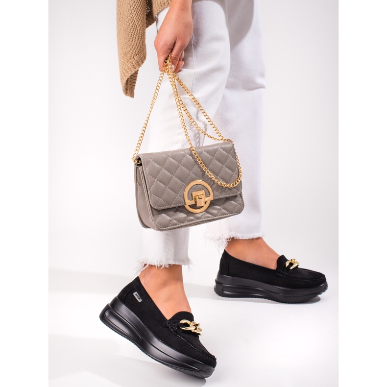 Mocassini con zeppa Shelovet da donna con catena nero 2