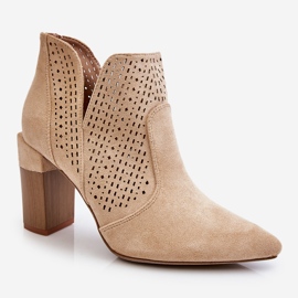 PM1 Stivaletti alla moda in camoscio traforato con tacco alto Beige chiaro Genevi 1