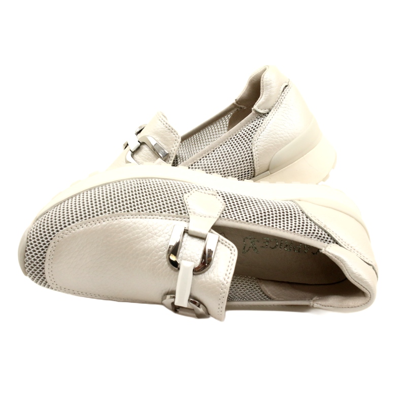 Mocassini in pelle da donna Caprice con decorazione 9-24502-20 132 Pearl Combina bianco 6