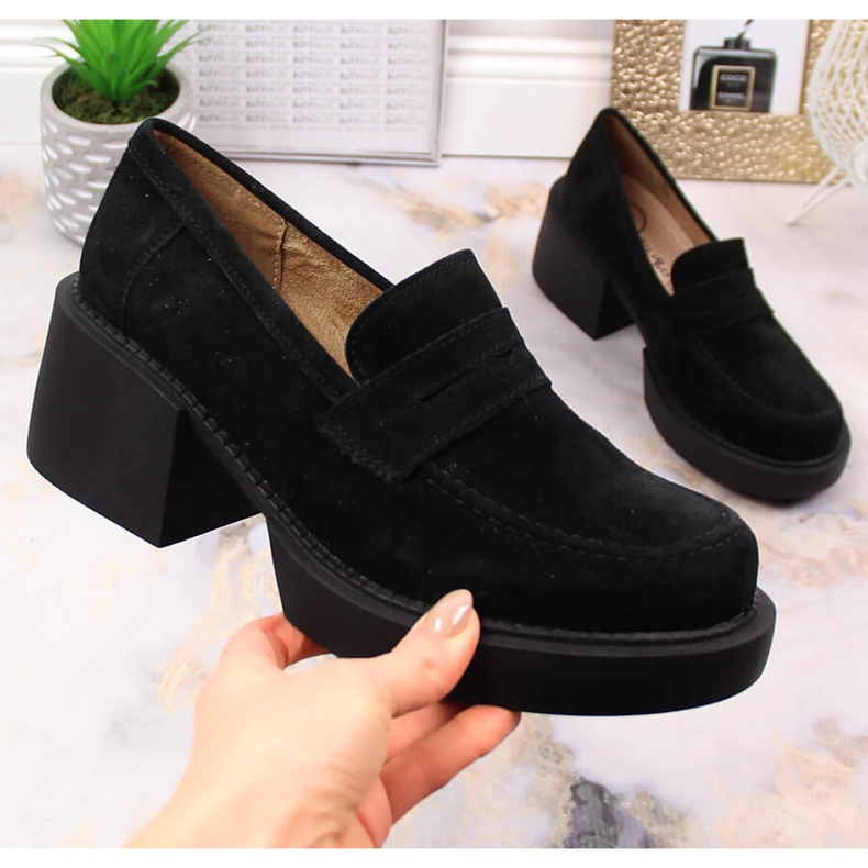Mocassini da donna in pelle scamosciata Filippo DP4685/23 nero 1