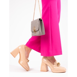 Décolleté con tacco beige di Vinceza 1