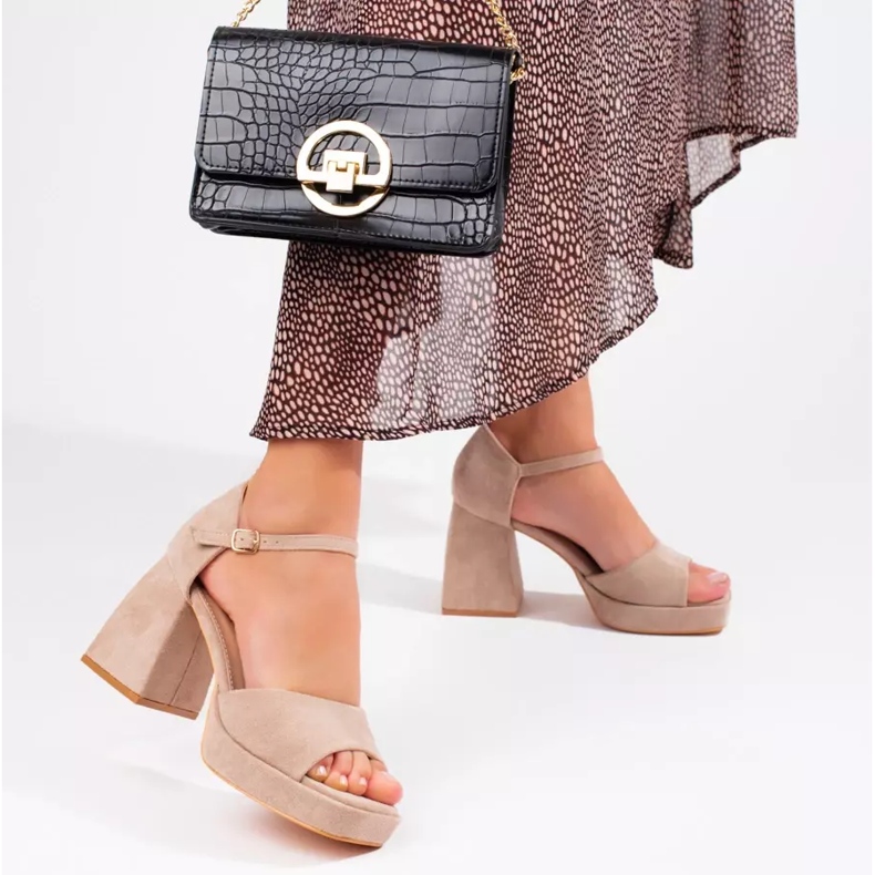 Sandali Vinceza in camoscio beige 1