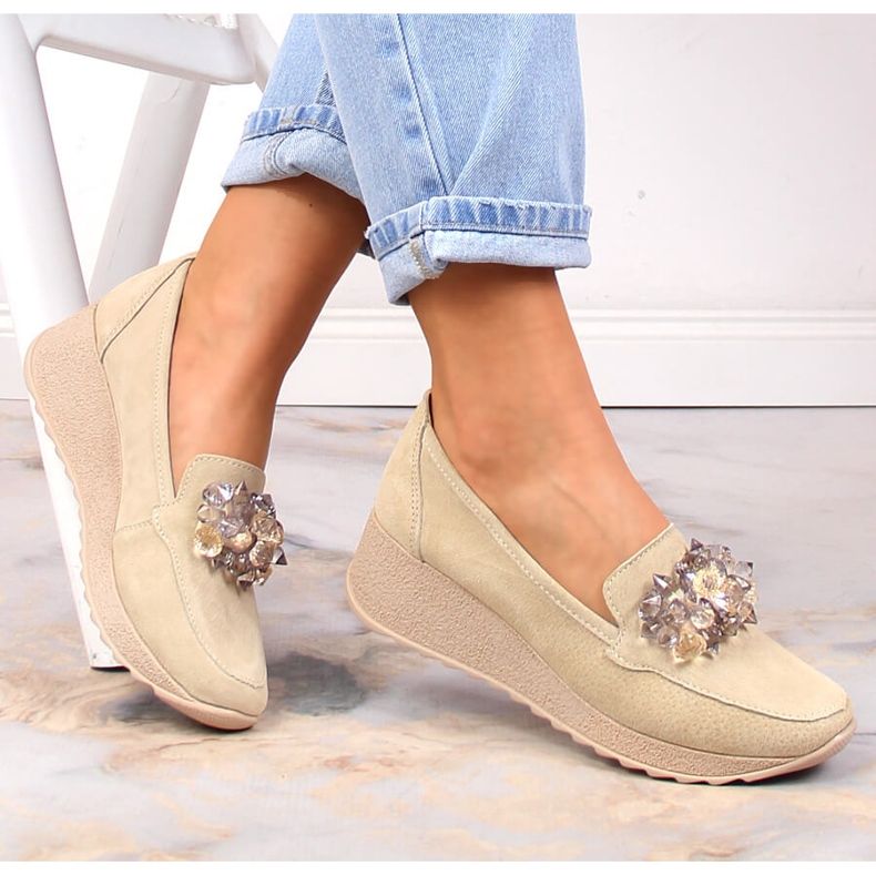 Mocassini donna in pelle con zeppa con cristalli Filippo beige DP4563/23 1
