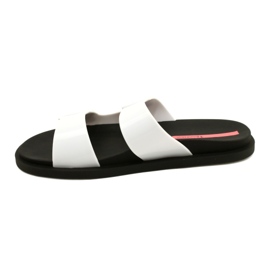 Ciabatte da donna per il tempo libero Ipanema 26877 Follow Fem White bianco 2