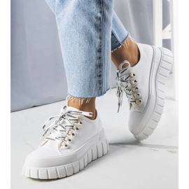 Sneakers bianche con plateau di Toni bianco 1