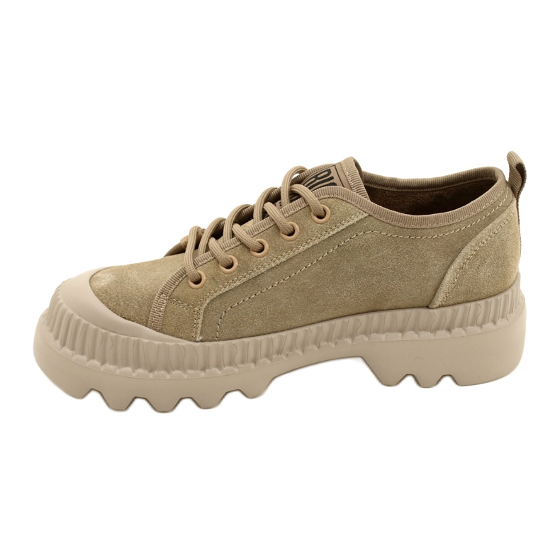 Scarpe sportive in pelle scamosciata Big Star KK274511 Beige 6