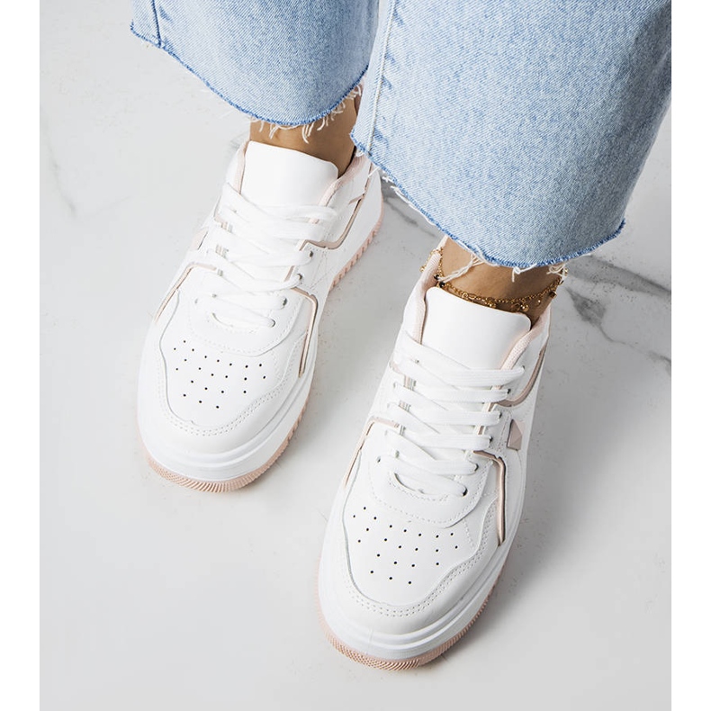 Sneakers bianche e rosa sulla piattaforma Lepage bianca 1