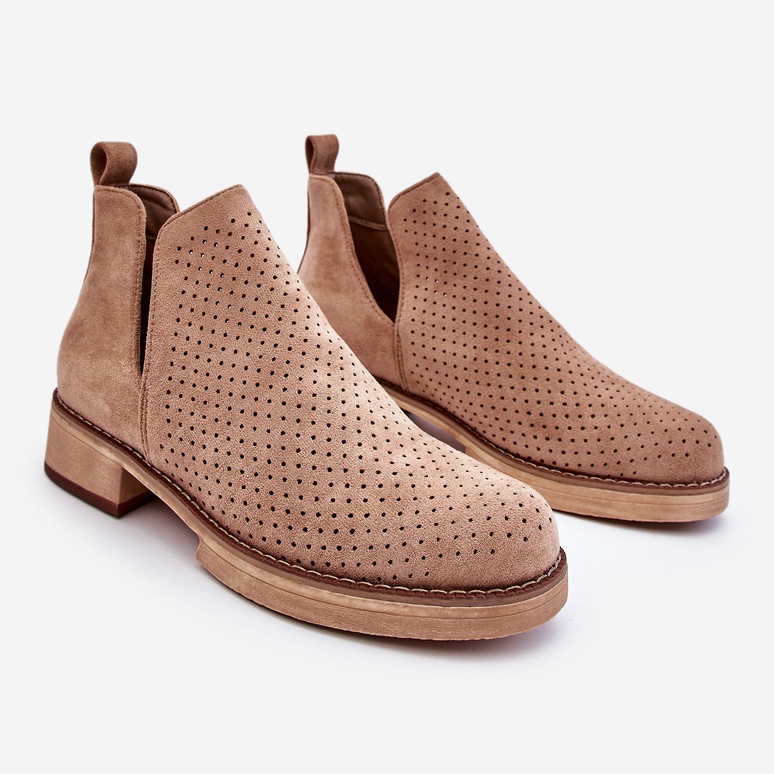 PS1 Angie Suede Traforato Stivali Con Tacco Piatto Beige Scuro 1