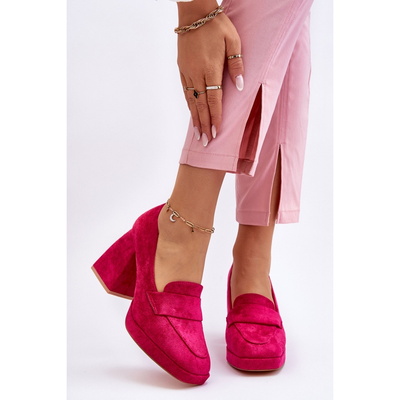 Vinceza Décolleté Adriel in camoscio fucsia con tacco grosso e plateau rosa 1
